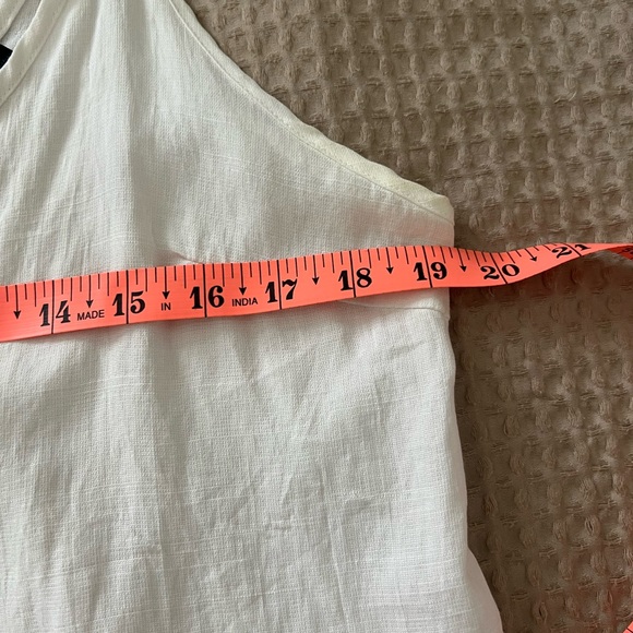 SHEIN | White Button Down V-Neck Ruffle Hem Tank Top - Picture 9 of 9